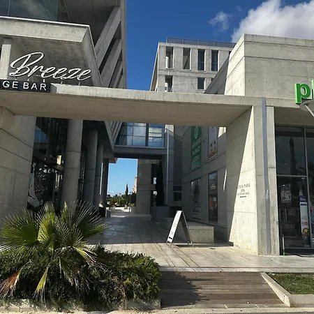 Apartamento Elysia Park Pool View Paphos