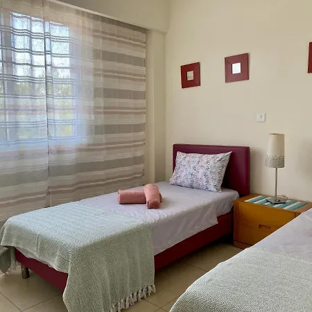 Apartament Elysia Park Pool View Pafos