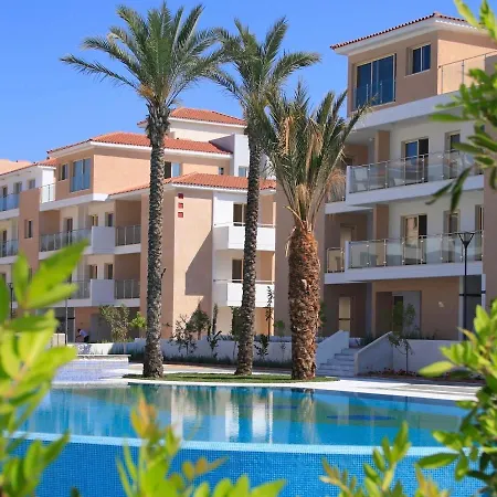 Elysia Park Pool View Pafos