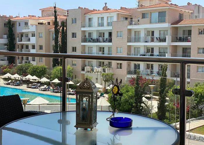 Elysia Park Pool View Apartmán Paphos